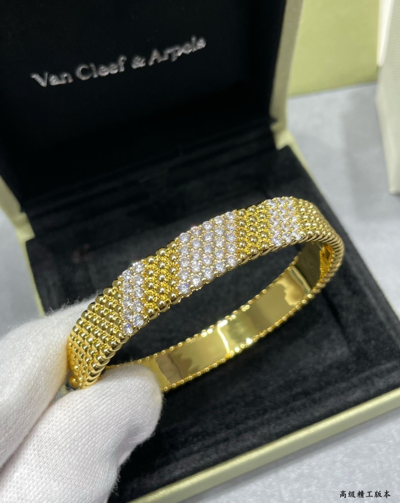 Vca Bracelets